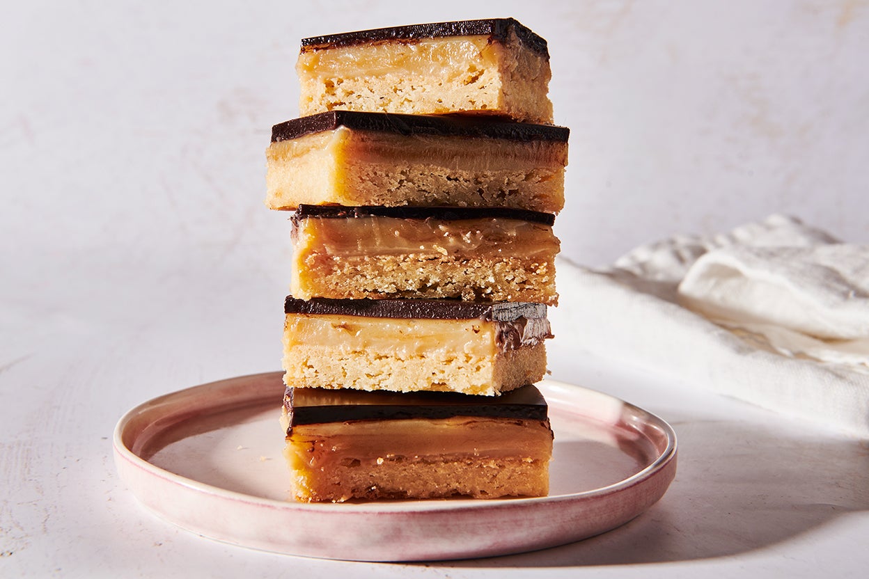 S'mores, Snickerdoodle & More: Bake Your Way to Dessert Bar Bliss
